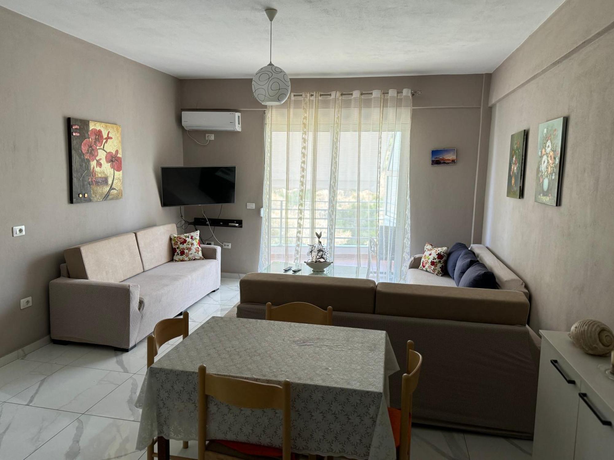 Oni'S Apartments Sarande Exterior photo